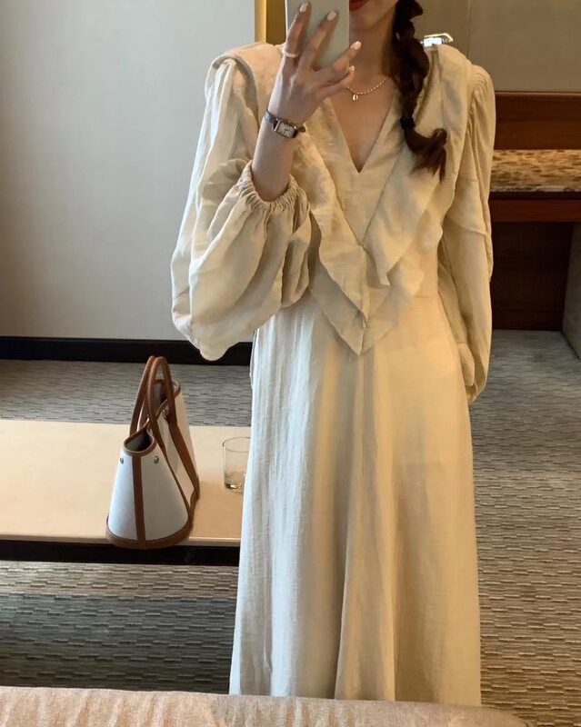 New in early spring 2023! [WANWAN] Age-reducing V-neck slim dress 66105# HBX