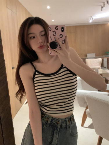 Real shot real price pure desire sweet and spicy striped small camisole female French style inside and outside wearing hot girl short top