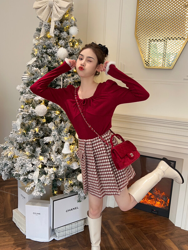 【FEI MAO】New thread pullover slim fit Christmas red square collar front drawstring long-sleeved all-match shirt Z-1202