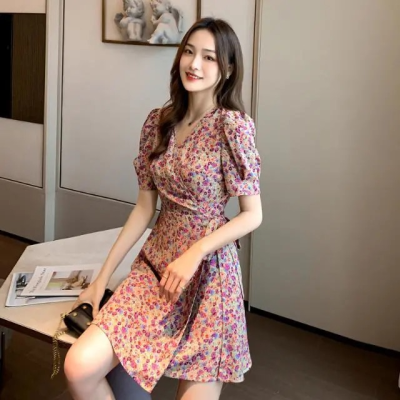 2020 summer new super fairy sen series slim waist V-neck floral one piece large swing short-sleeved dress female ins