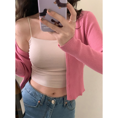 The real price is not reduced and the real shot is pure desire. Short section navel top women's summer self-cultivation and thin belt chest pad small strap tube top