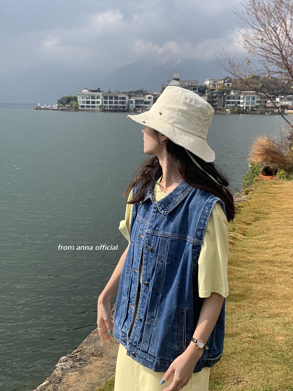 【FROM ANNA/TABLE BLUE】質感翻領排扣牛仔馬甲236037