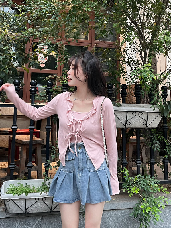 2023早春新款!【MISS KOREA】仙氣飄飄溫柔氣質針織開衫+吊帶背心套裝  202345#  HBX