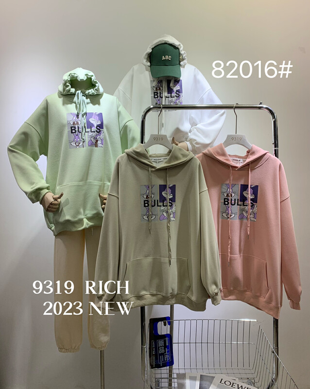 2023早春新款!【9319】連帽套頭兔子印衛衣  82016#  L