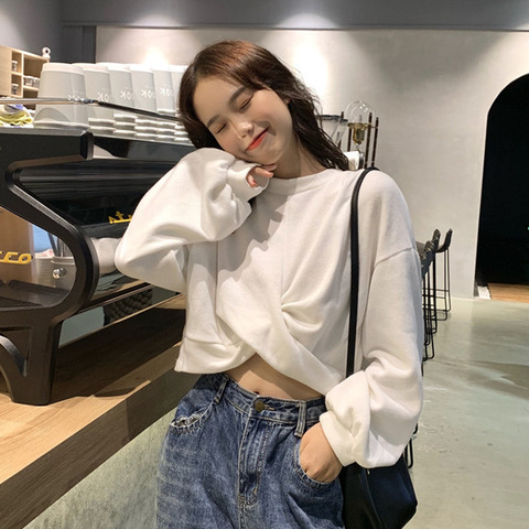 Short sweater women's loose Korean version of the new autumn thin section exposed navel long-sleeved design sense