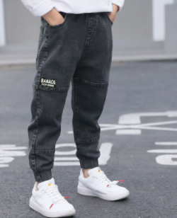 Boys' jeans 2023 spring new children's loose casual pants middle and big children's spring soft denim