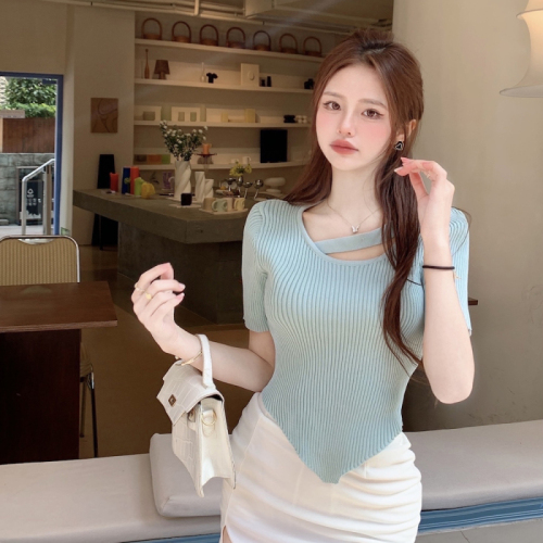 Real shot  new design sense irregular clavicle exposed all-match chic short knitted short-sleeved top