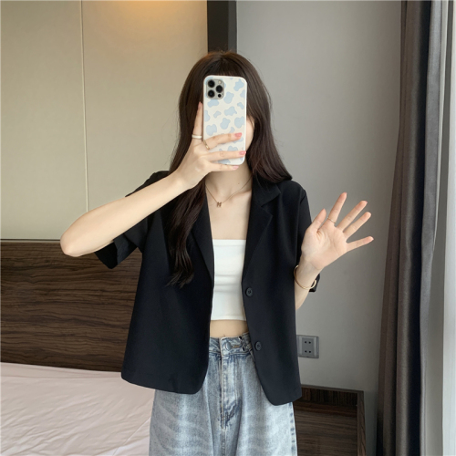Real price real shot  new Korean version of chic niche design sense of lapel air fashion short small suit