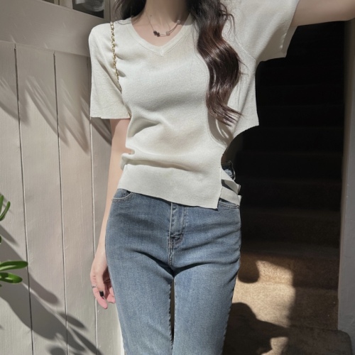 Real price real price Korean v-neck solid color short-sleeved short-sleeved slim bottoming shirt all-match tops for women