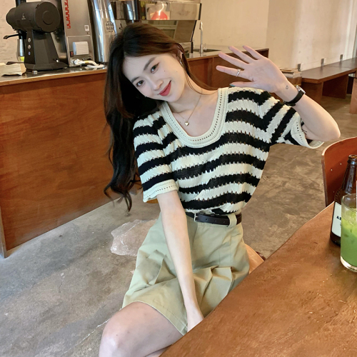 2023 new summer all-match Korean striped short-sleeved sweater retro hot girl loose top