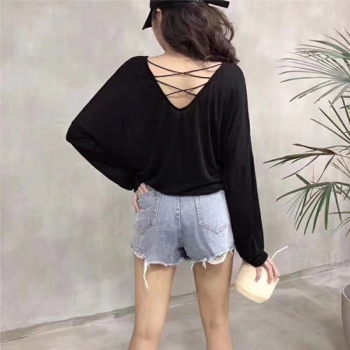 Spot 2023 summer women's new Korean version of the backless careful machine black and white striped long-sleeved loose T-shirt women