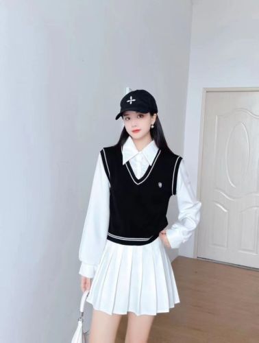New style small college style POLO collar vest fake two-piece long-sleeved top
