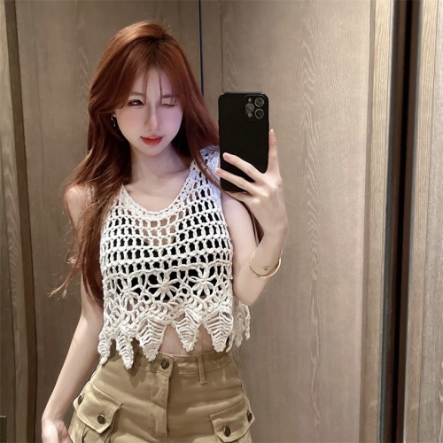 Real shot real price heavy industry niche retro design sense hollow out outerwear short knitted crochet blouse vest top