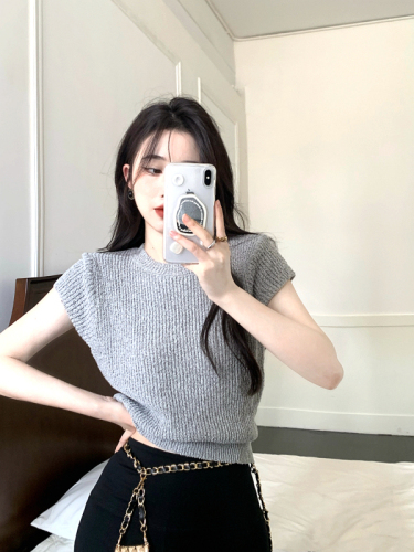 Hong Kong style retro short-sleeved knitted sweater women summer  new design sense sexy hot girl niche short top