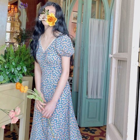 2023 summer new pastoral style floral French blue v-neck puff sleeves slim dress women