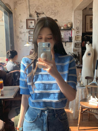 Summer women's hollow striped short-sleeved sweater sweet temperament small fresh Korean version thin section round neck T-shirt female