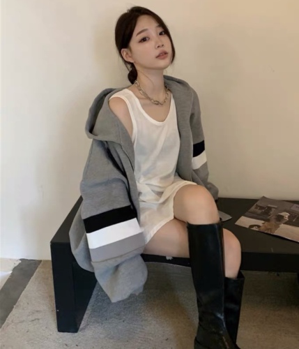 Cardigan gray sweater jacket women's spring and autumn  new retro chic Hong Kong style mid-length zipper top tide