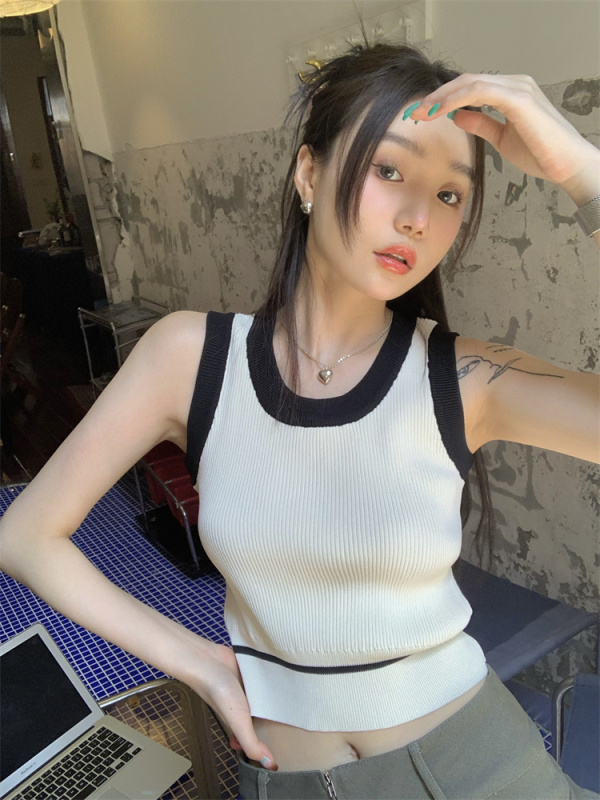 Summer Thin Section Black Inner Knitted Sweater Women's 2023 New Korean Version Front Shoulder Outer Wear Slim I-shaped Vest Summer