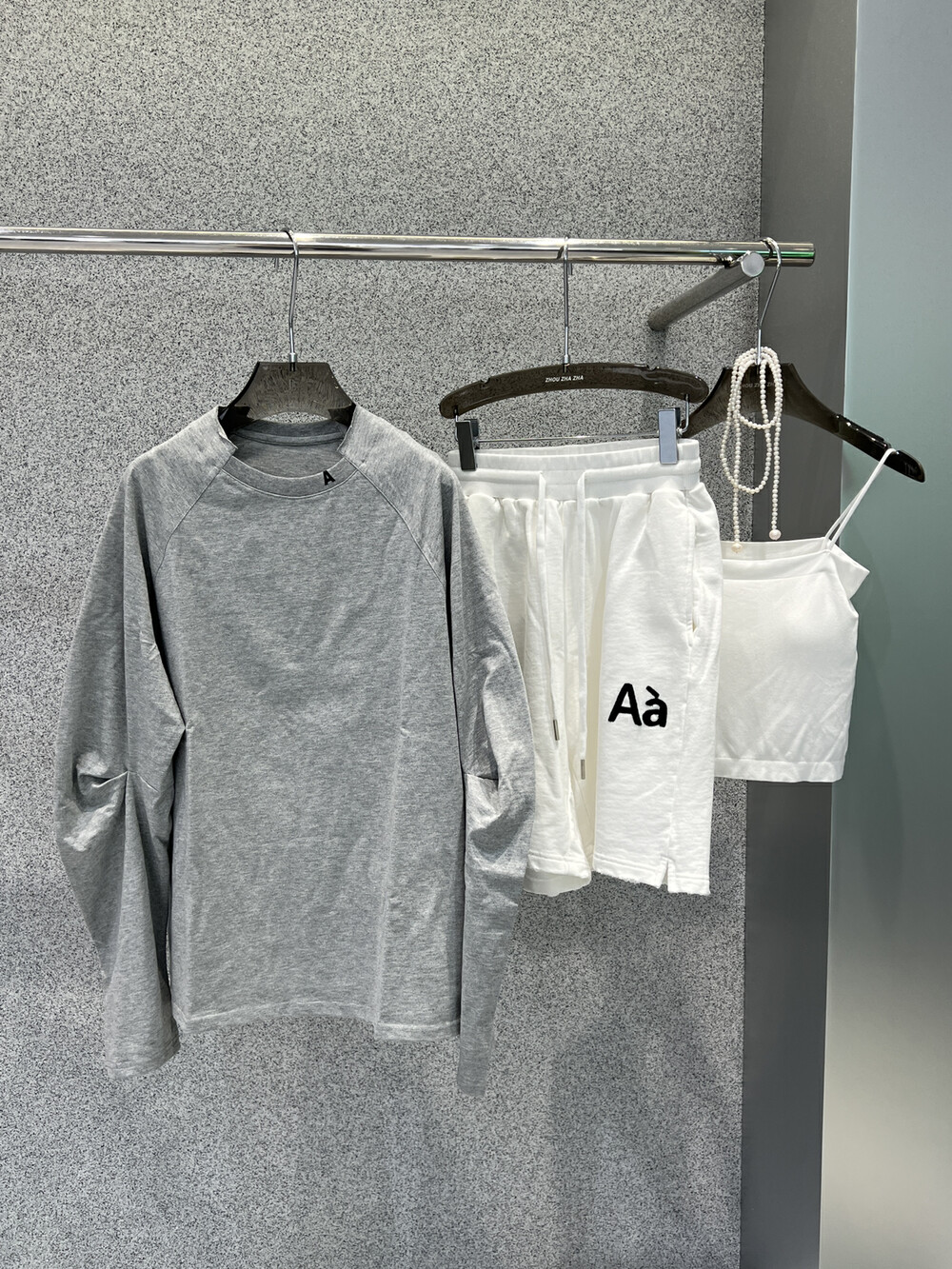 [BOBO1972] Simple and versatile bat sleeve long-sleeved T-shirt AL236129# LSL