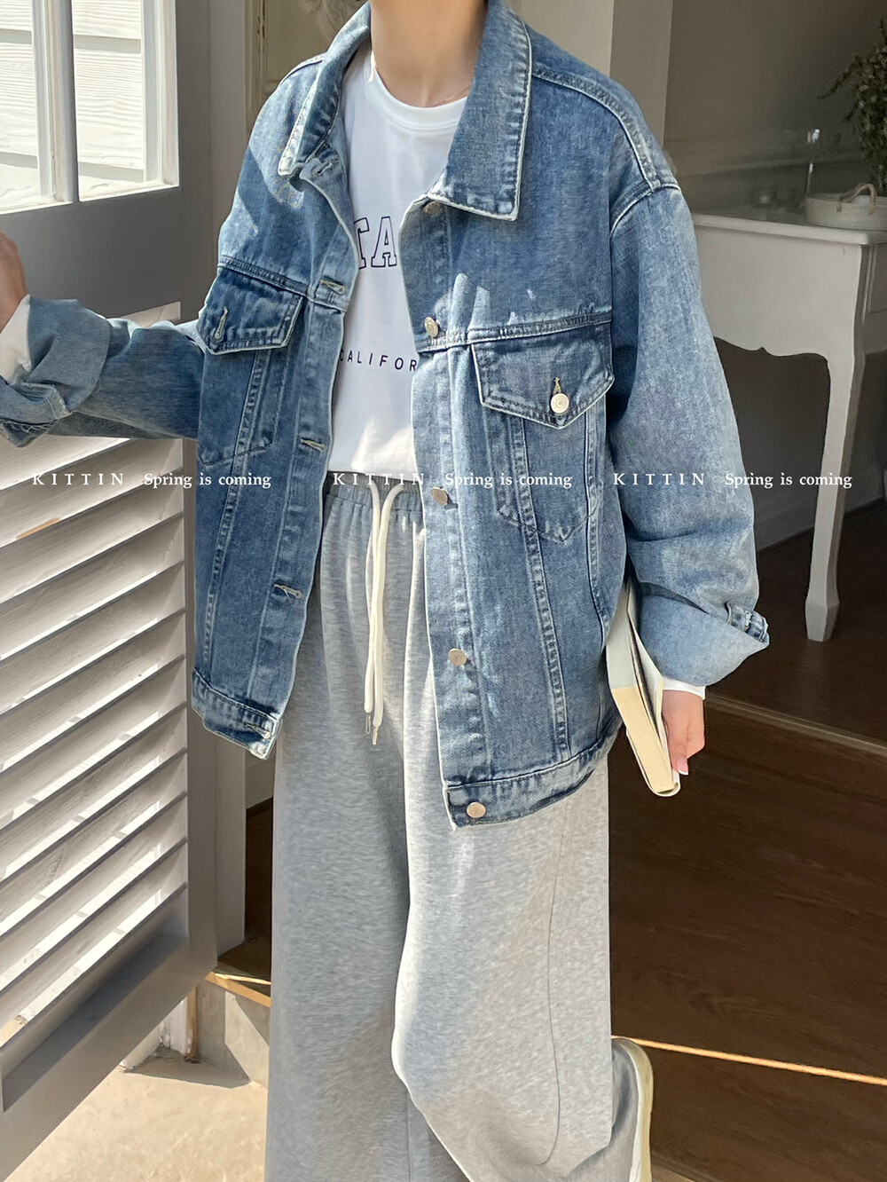 [KITTIN] Korean version of the classic denim jacket 235-SS