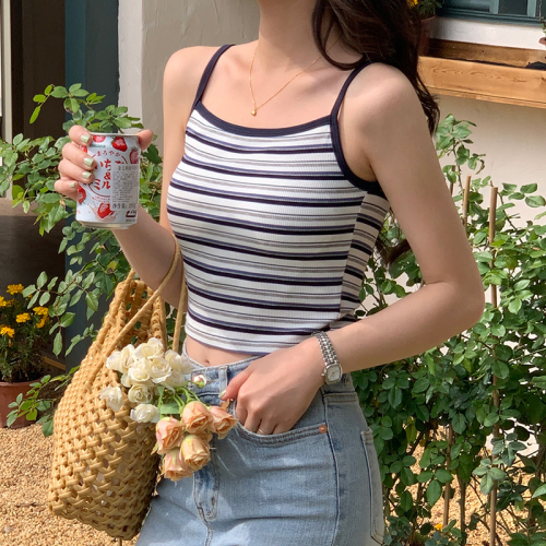 Net price does not decrease real shot 2023 spring and summer new striped color belt chest pad camisole women's Korean version slimming top