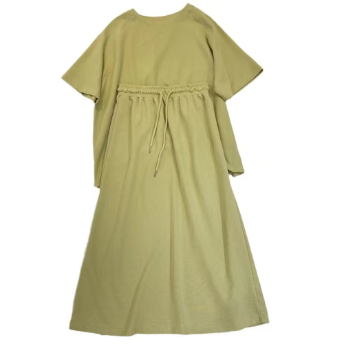 Summer clear age-reducing green casual two-piece solid color short-sleeved T-shirt + mid-length slim skirt sports suit