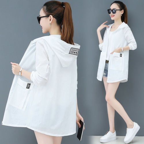 Sunscreen clothing women's thin coat middle-aged mother's clothing 2023 summer new large size long-sleeved sunscreen clothing air-conditioning shirt tide