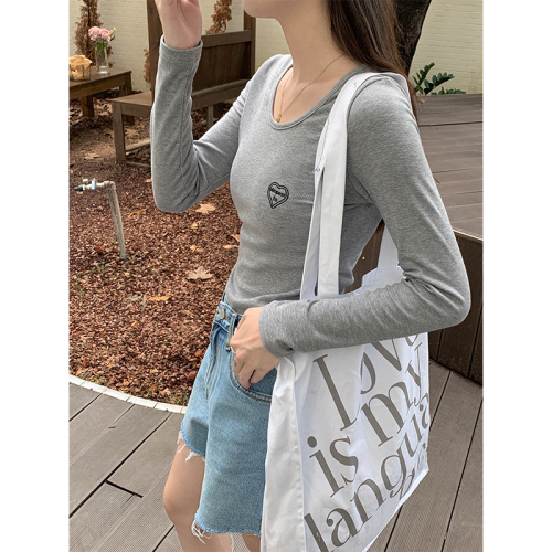 Real shot bottoming shirt women's inner wear spring and summer 2023 new color contrast round neck slim fit slim top long-sleeved T-shirt all-match