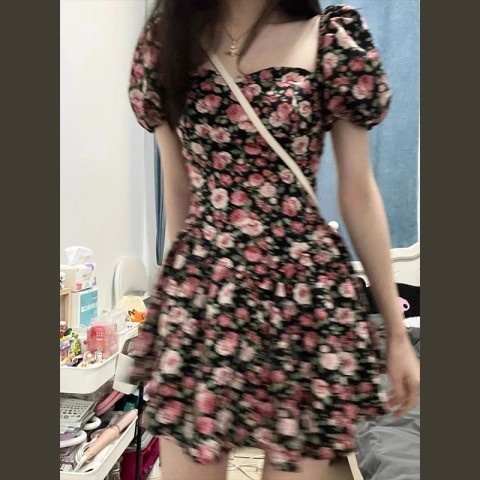 2023 Spring New Small Tea Break French Square Neck Floral Dress Sexy Puff Sleeve Dress Women Summer