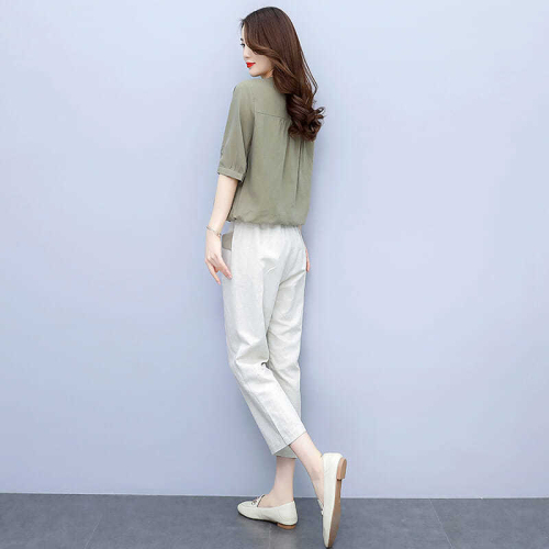 Linen suit women's 2023 summer new foreign style age-reducing fashion casual top cropped pants cotton and linen two-piece trendy