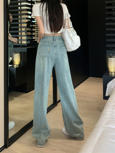 Real shots of American retro high street washed old jeans women's spring and autumn slim straight design niche wide-leg pants