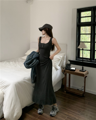 Real price real price black knitted camisole skirt female design temperament high-end dress