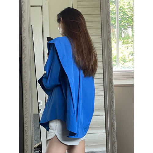 Design sense niche Klein blue shirt shirt women's spring French style is popular this year beautiful loose top