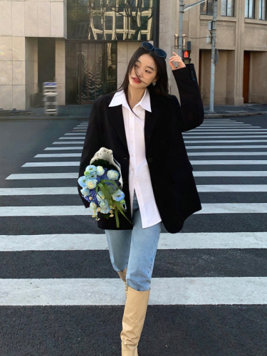 pusumede black long-sleeved suit jacket women's new niche design Korean style rear slit casual small suit