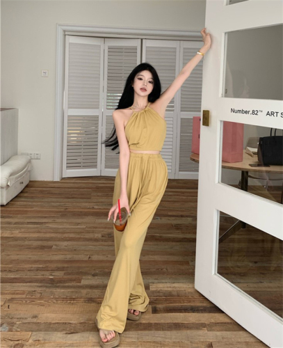 Real price real price Sexy pure desire suit hanging neck wrap top + drape casual wide-leg pants two-piece set