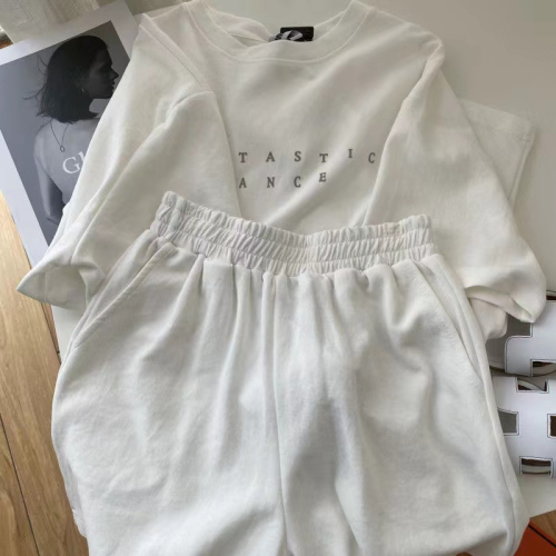 Casual lazy wind letter short-sleeved T-shirt suit female students summer wear elastic waist wide-leg shorts two-piece set