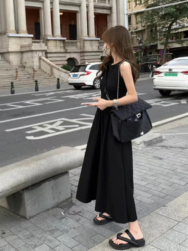 Black vest skirt female summer Korean style retro sleeveless long swing skirt slim temperament dress  new