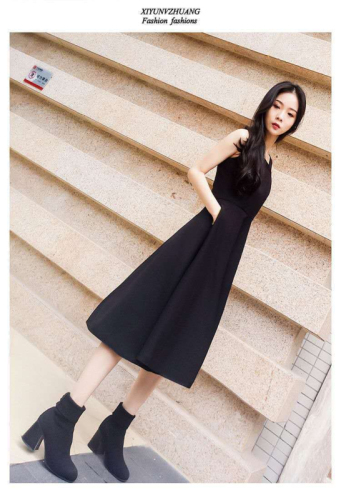 Versatile suspender dress for women in autumn and winter, paired with vintage little black dress, Hepburn style high-end dress, French bottom skirt