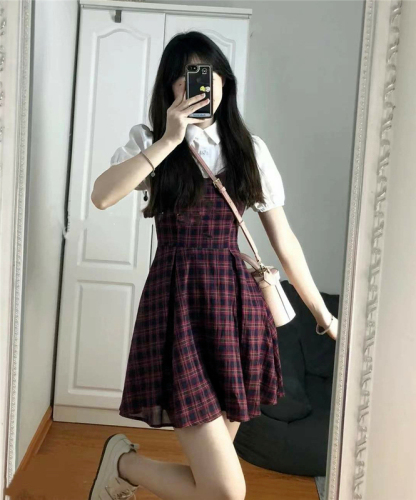 Fake two-piece suit chic dress women's clothing 2023 new waist suspenders small summer sweet and spicy style