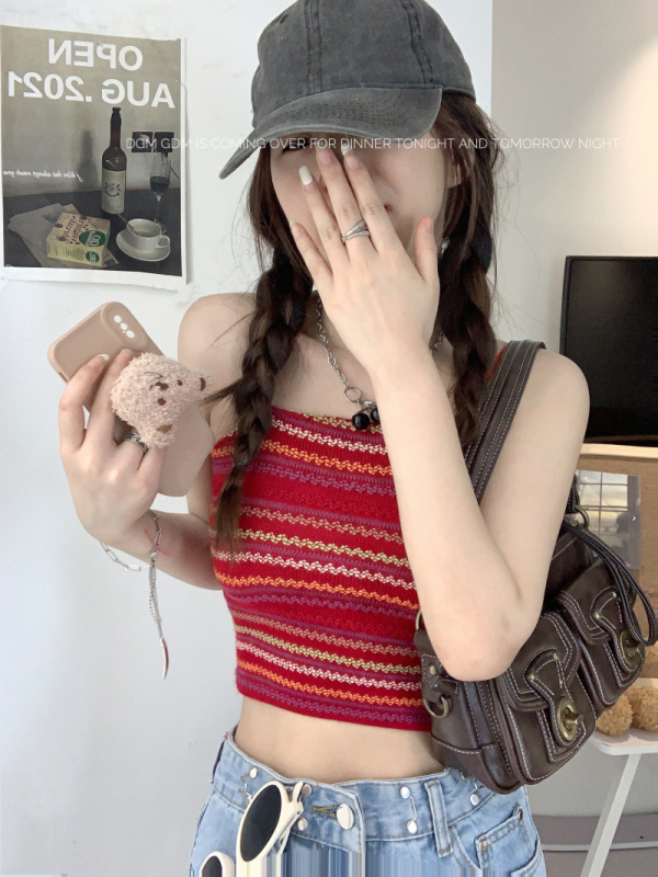 French design sense niche knitted camisole women's summer sweet and spicy short sleeveless chic top with inner wear and outer wear
