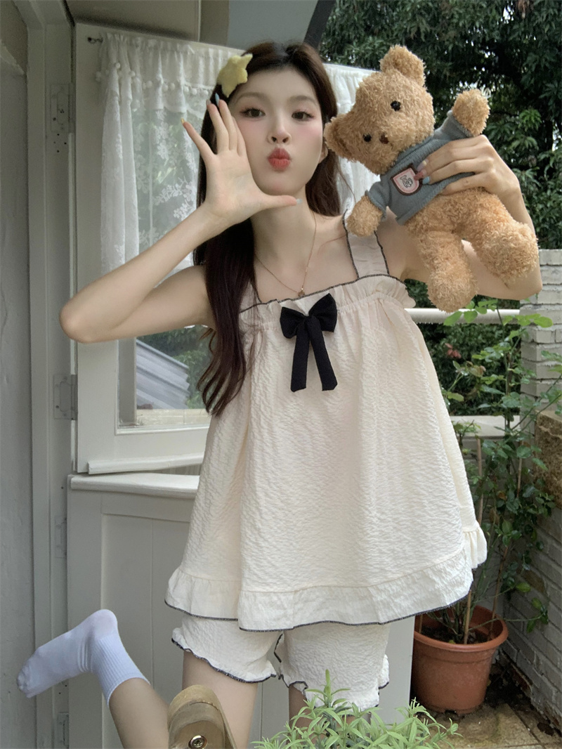 Real shot real price bowknot black and white contrast color ruffles students cute suspenders shorts home clothes pajamas set