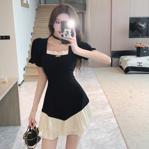 Sweet and cool retro girly contrast color puff sleeves square collar dress female niche looks thin summer