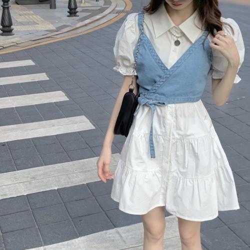 Korean version of the college style denim camisole design sense niche outside wear shirt dress skirt two-piece suit female summer