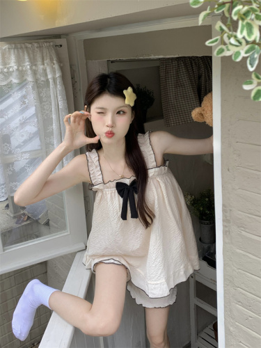 Real shot real price bowknot black and white contrast color ruffles students cute suspenders shorts home clothes pajamas set
