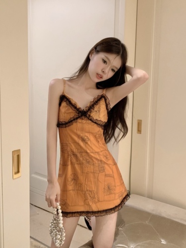Real shot real price pure desire to wear stitching lace V-neck dress sexy suspender skirt
