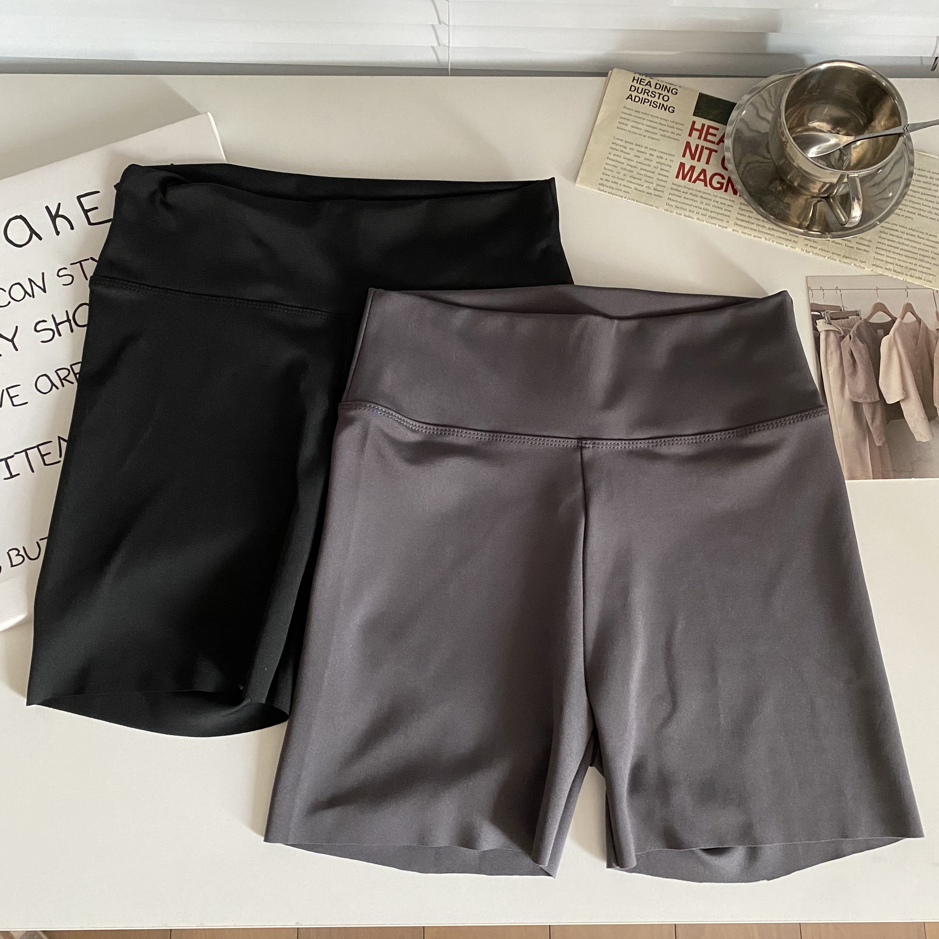 Real price real shot Summer seamless barbie pants hip-lifting high-waisted belly yoga sharkskin leggings five-point shorts