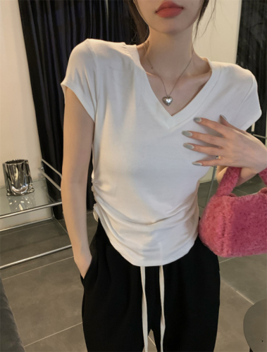 Spice girl gray irregular V-neck front shoulder short-sleeved T-shirt 2023 summer design sense slim short top female ins