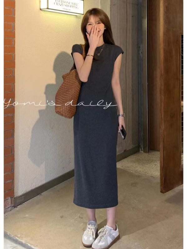 Gray knit dress female small man summer new air thin long skirt bag hip skirt
