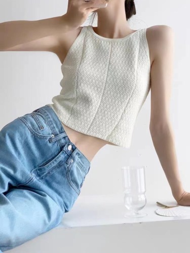 South Korea MILDNESS summer new inner bottoming shirt sleeveless round neck short vest sling cotton yarn knitwear