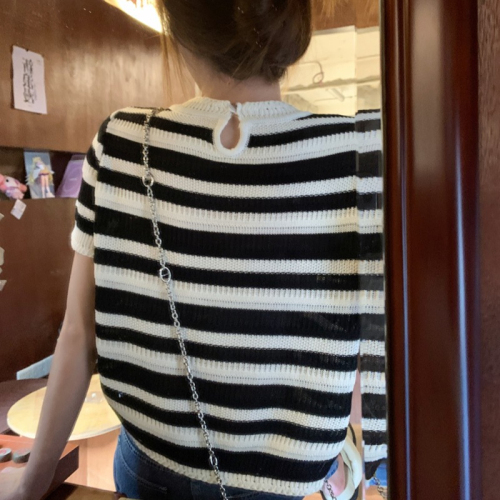 Hollow striped short knitted sweater top women's summer design sense machine thin short-sleeved t-shirt slim fit